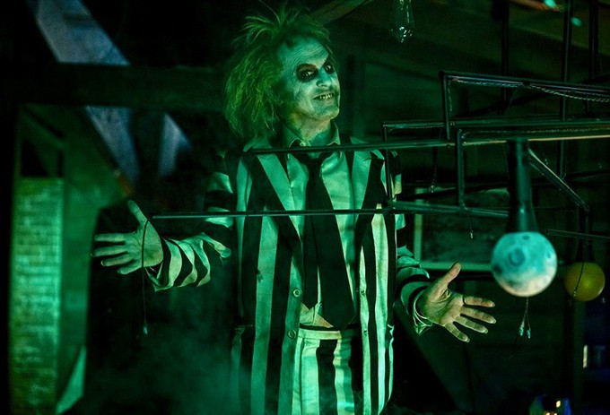 О чём новый «Битлджюс Битлджюс» Тима Бёртона