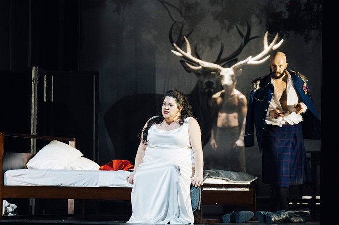 Когда режиссёр — ведьма