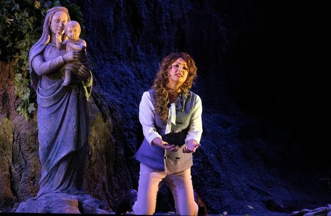 «Силой судьбы» с Анной Нетребко открылся оперный сезон в Милане