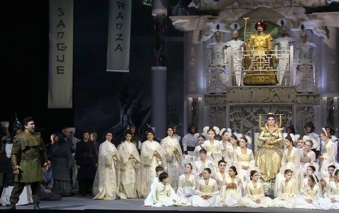 Идеальный обман с возвращением к жизненной правде