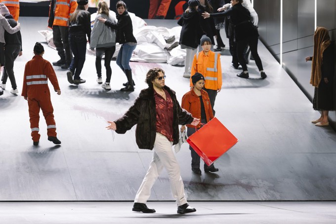 Трюковой маньеризм вместо режиссуры