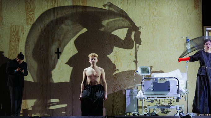 Трагикомедия полуживых