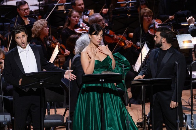 На пути в эмпиреи лирической оперы