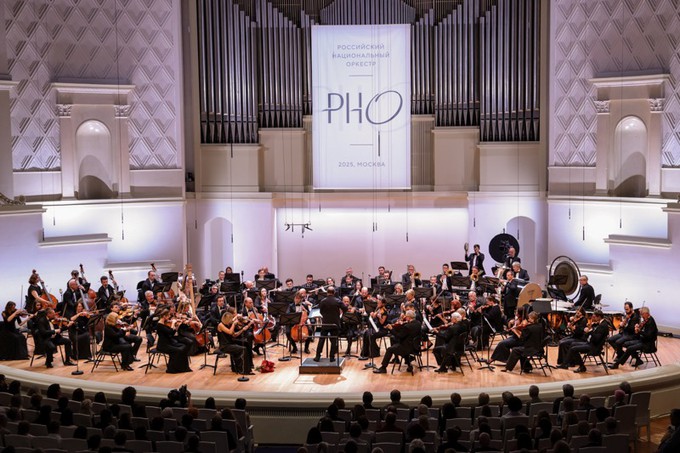 «Немая Вега», «Дафна» и «Онегин»