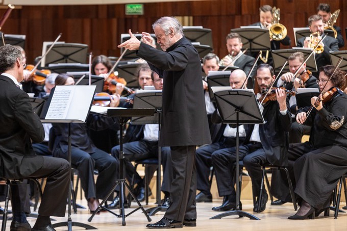 «Песнь о земле» как апофеоз приношения Малеру