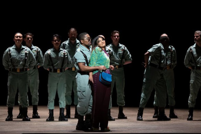 Парадоксальная «Кармен» в Опере Бастилии