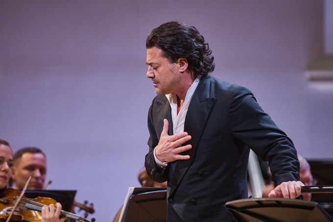 Витторио Григоло: французская опера с итальянским гротеском