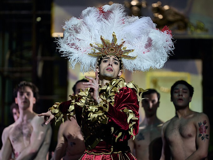 Миф о служении себе: «Нуреев» в Берлине