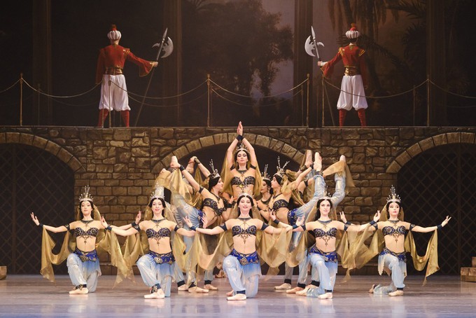 Триумф ориентализма и высокого романтизма