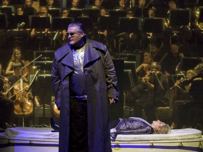 Нибелунги, скрипки и коровы в Эрле