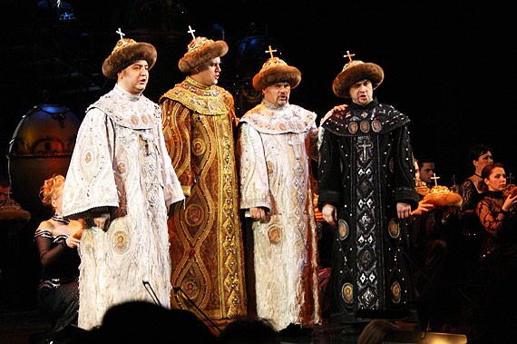 «Геликон» пробасил на собственных именинах