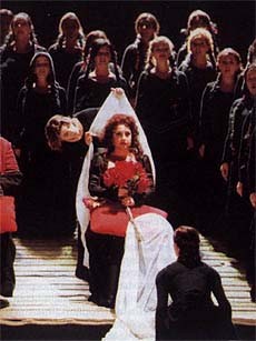 «Черная месса» на Театральной