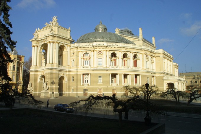 Как живут оперные театры на постсоветском пространстве
