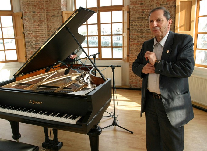 40 лет спустя