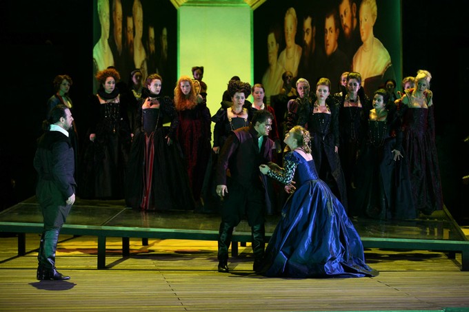 Наши в Зальцбурге