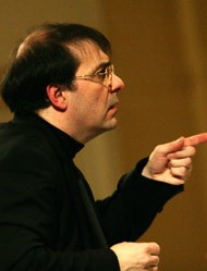 Торжествующий Оциас во стане четырех воительниц вокала