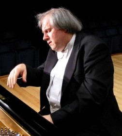 Очень редкий пианист