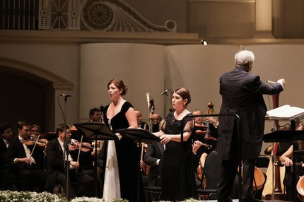 Ольга Сендерская (сопрано) и Сильвия Тро Сантафе (меццо-сопрано, Испания)