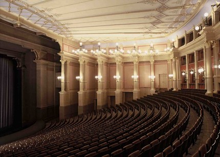 Зрительный зал Байрейтского фестивального театра (Bayreuth Festspielhaus). Источник фото: www.handwerk.de