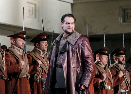 Абдразаков в роли Князя Игоря. Фото: Cory Weaver/Metropolitan Opera