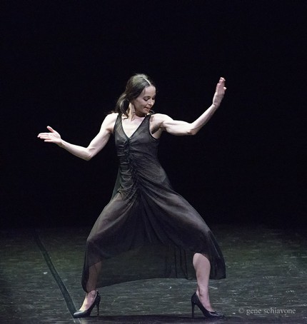 Диана Вишнева в балете Каролин Карлсон «Женщина в комнате»